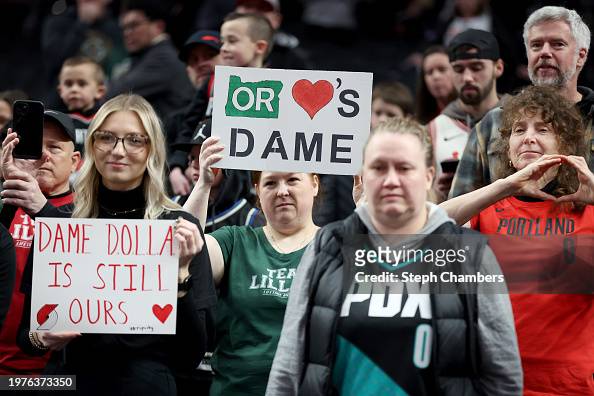 Portland fans welcome Damian Lillard back.